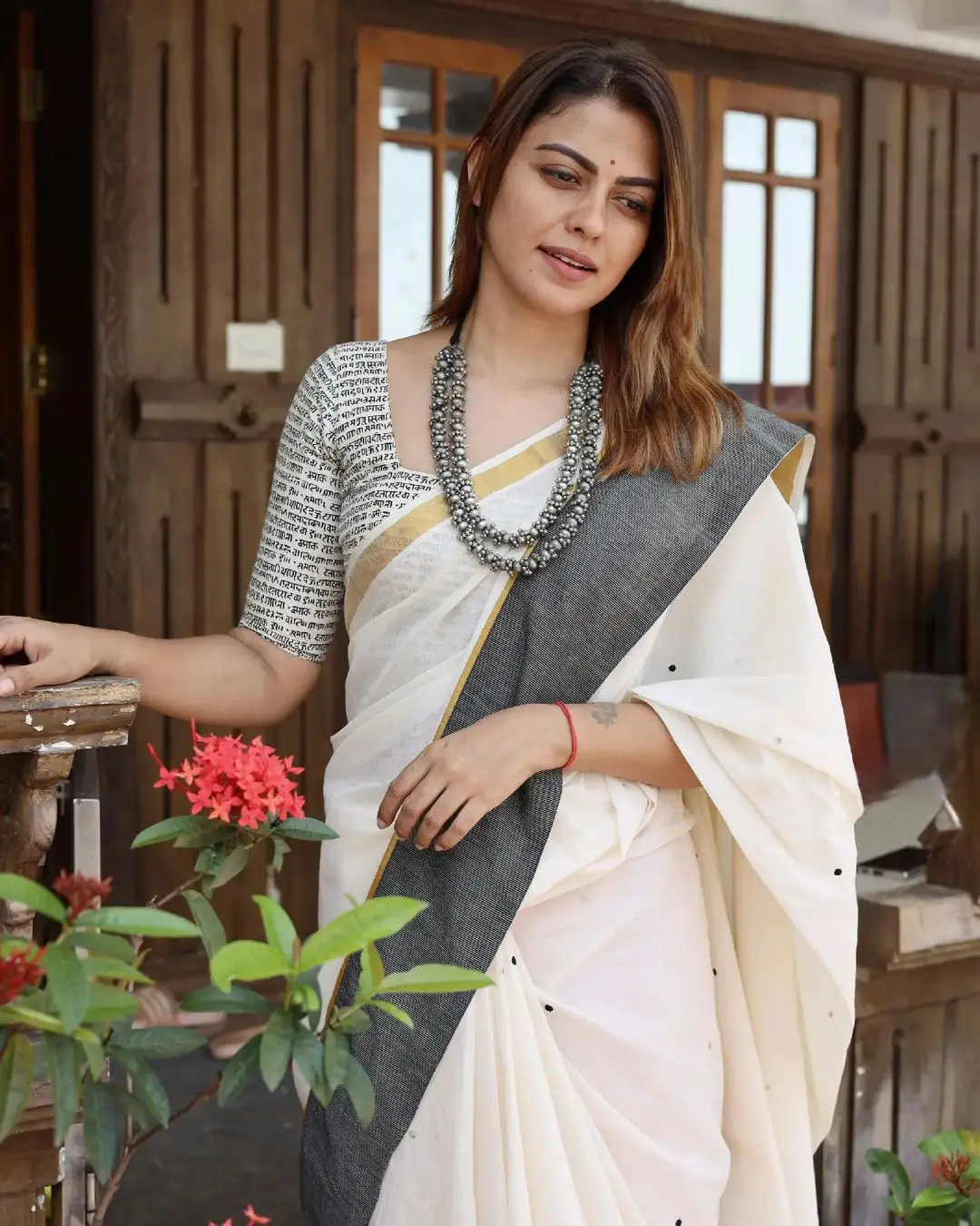 Anusree Nair In South Indian Traditional White Saree Black Blouse